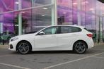 BMW 1 Serie 118i Executive Sport Line Automaat / Sportstoele, Auto's, BMW, 65 €/maand, Gebruikt, Parkeersensor, Met garantie (alle)
