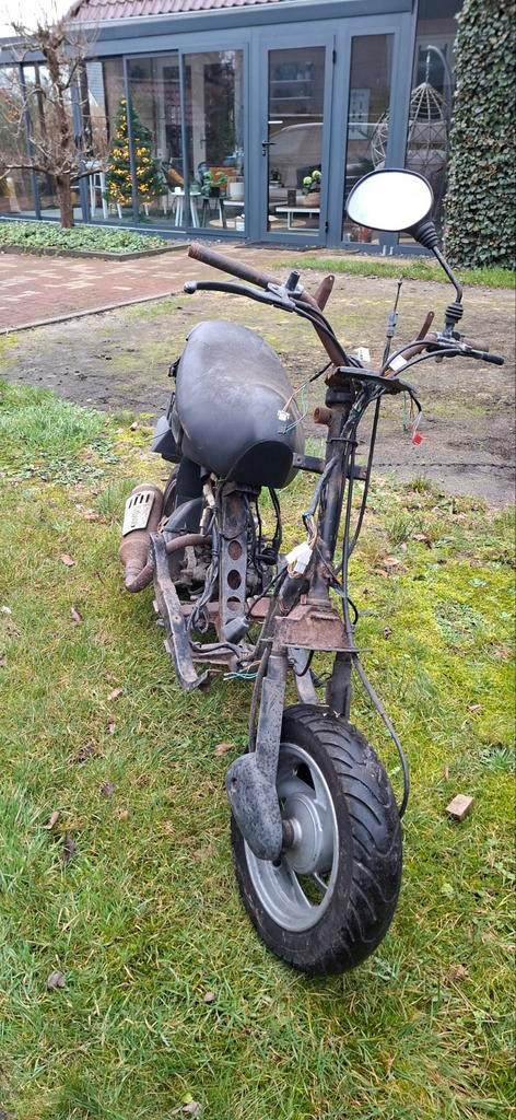 Oude Crossbrommers - Peugeot & Yamaha - Opknappers, Fietsen en Brommers, Minibikes, Midibikes en Pitbikes, Gebruikt, Dirtbike