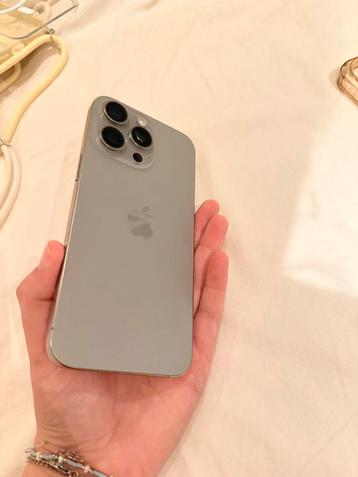 iPhone 15 Pro Max 256GB - Perfecte Staat! beschikbaar voor biedingen