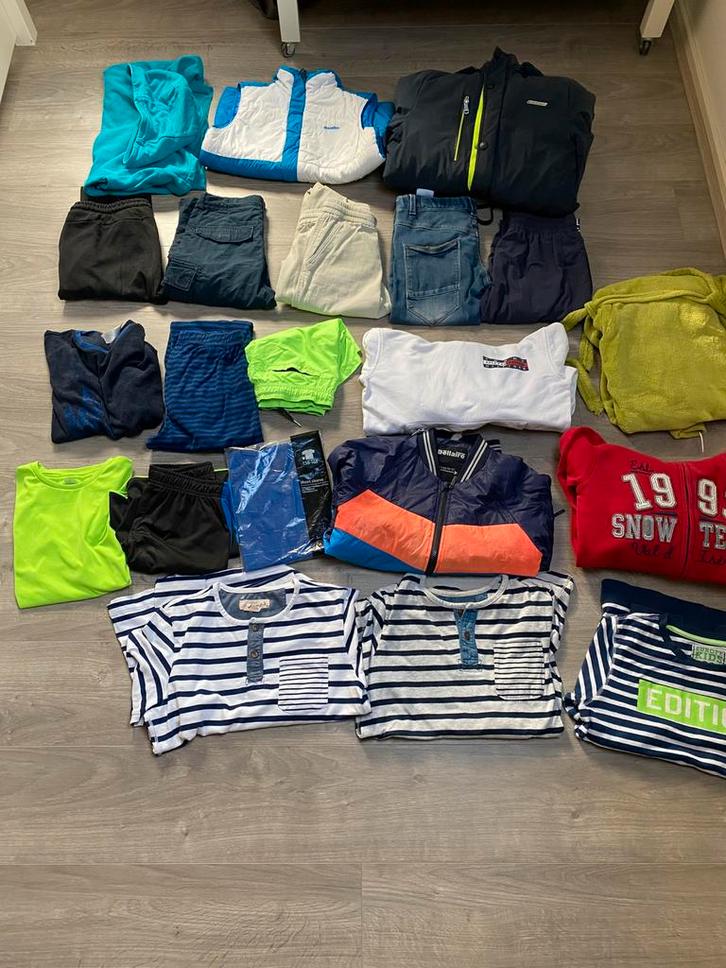 Groot kledingpakket maat 146-158 inc vingino winterjas mt14, Kinderen en Baby's, Kinderkleding | Kinder-kledingpakketten, Zo goed als nieuw