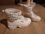 Fila Disruptor Neve Snow Mid Boots - Maat 37 valt klein, Wit, Snowboots, Ophalen of Verzenden, Zo goed als nieuw