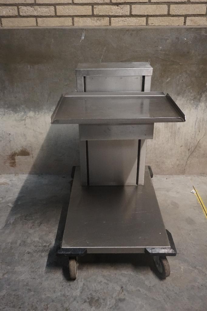 RVS Dienbladenwagen Dienbladenkap dienbladenstapelaar, Huis en Inrichting, Keuken | Keukenbenodigdheden, Gebruikt, Ophalen