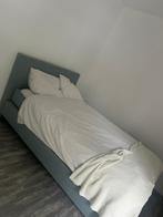Heerlijk bed 140x200 te koop boxspring met topper - ijsblauw, Huis en Inrichting, Ophalen, Gebruikt, Blauw, 140 cm