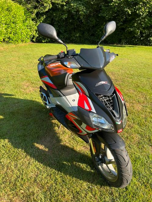 Aprillia SR 50, Fietsen en Brommers, Scooters | Aprilia, Gebruikt, SR 50, Maximaal 45 km/u, Benzine, Ophalen