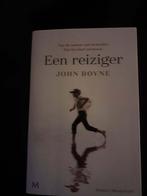 een reiziger - John Boyne, Ophalen of Verzenden, Zo goed als nieuw