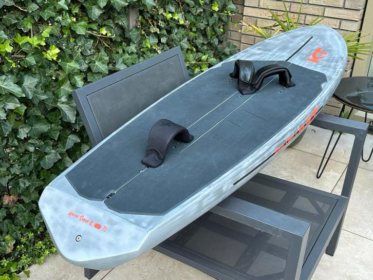 KT Ginxu Super K Wingfoil Board - Nieuwstaat, Watersport en Boten, Wingsurfen, Zo goed als nieuw, Wingsurf-board, Ophalen of Verzenden