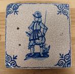 Delfts Blauwe tegel - man met zwaard, Ophalen of Verzenden