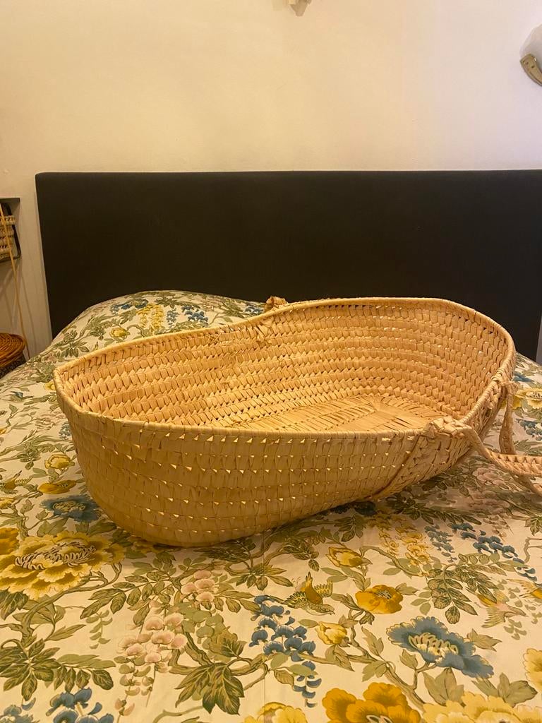 Vintage mozes mand of wieg, Ophalen, Zo goed als nieuw, Wieg