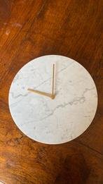 Menu norm - marmeren klok, Huis en Inrichting, Woonaccessoires | Klokken, Ophalen of Verzenden, Zo goed als nieuw, Wandklok