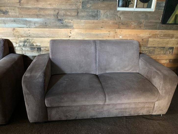 Gratis 2 en 3 zits bank taupe ribstof, Huis en Inrichting, Banken | Bankstellen, Zo goed als nieuw, 75 tot 100 cm, Stof, Ophalen of Verzenden