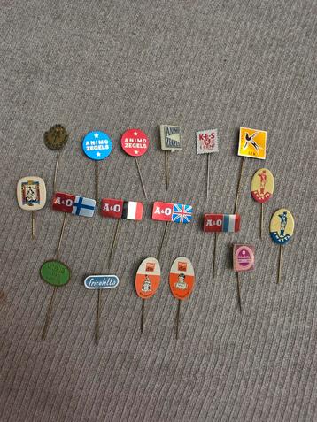 Vintage Reclame Pins - Set van 18 beschikbaar voor biedingen