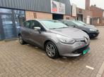 Renault Clio TCe 120pk EDC 2015 Grijs, Auto's, Renault, 49 €/maand, Origineel Nederlands, 19 km/l, Zilver of Grijs