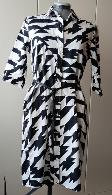 Jurk black/white beschikbaar voor biedingen