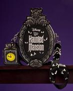 Loungefly Disney Haunted Mansion Plaque Crossbody Bag, Disney of Dora, 25 tot 40 cm, Nieuw, Ophalen of Verzenden