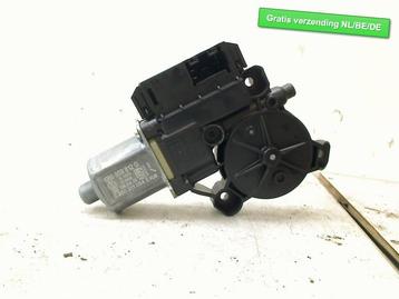 MOTOR RAAMMECHANIEK RECHTS ACHTER Polo V (6R) (6R0959812G) beschikbaar voor biedingen