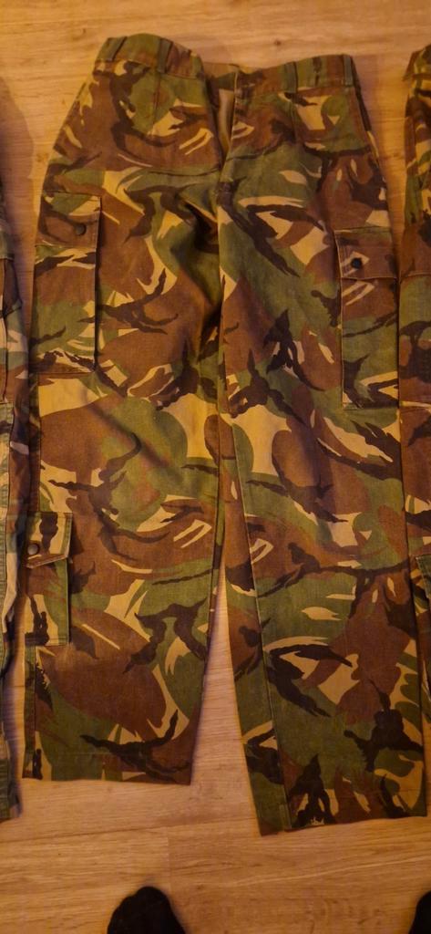 Camouflage broeken, Kleding | Heren, Broeken en Pantalons, Gedragen, Overige maten, Groen, Ophalen of Verzenden