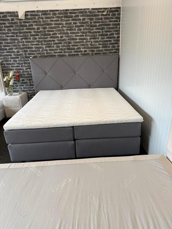 Luxe Boxspring 180x200 - Actie!, Huis en Inrichting, Slaapkamer | Boxsprings, Nieuw, 180 cm, 200 cm, Tweepersoons, Grijs, Ophalen of Verzenden