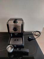 DeLonghi koffiemachine, Ophalen, Espresso apparaat, Zo goed als nieuw, Afneembaar waterreservoir