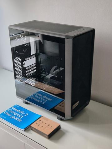 Fractal Meshify Compact 2 beschikbaar voor biedingen