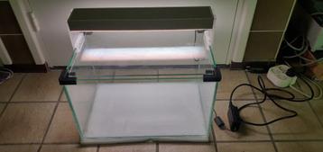aquarium nieuw lxbxh: 45x29x28cm met led verl. beschikbaar voor biedingen