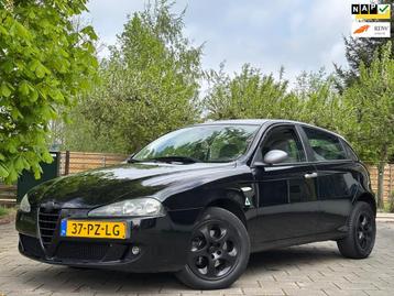 Alfa Romeo 147 1.6 T.Spark Veloce Distinctive | Nieuwe APK | beschikbaar voor biedingen