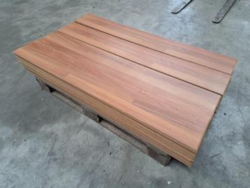 laminaat vloer 19x138 cm, 28m², kliklaminaat, bruin. beschikbaar voor biedingen