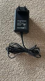 Adapter, Ophalen of Verzenden, Zo goed als nieuw