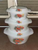 Arcopal France klaprozen dekschalen set, Ophalen of Verzenden, Overige stijlen