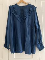 Zizzi xxl Donker blauwe blouse met volant en kant, Kleding | Dames, Grote Maten, Zizzi, Blauw, Blouse of Tuniek, Ophalen of Verzenden