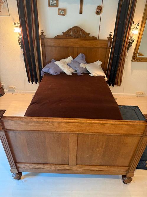 Antieke Slaapkamer Set: Bed & Kast, Huis en Inrichting, Slaapkamer | Complete slaapkamers, Gebruikt, Twijfelaar, Ophalen