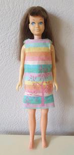 Vintage Barbie Skipper pop Brunette buigbare benen, #1030, Gebruikt, Ophalen of Verzenden, Pop