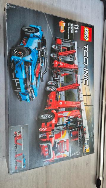 Lego Technic 42098 Autotransporter beschikbaar voor biedingen