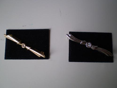 Broches in zilverkleur en goudkleur., Sieraden, Tassen en Uiterlijk, Broches, Gebruikt, Overige materialen, 4 tot 7 cm, Verzenden