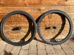 Te koop, Bontrager Elite 35 TLR disc, Fietsen en Brommers, Fietsonderdelen, Ophalen, Nieuw, Racefiets, Wiel