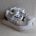 PUMA sneakers wit zwart maat 32, Kinderen en Baby's, Kinderkleding | Schoenen en Sokken, Jongen, Puma, Ophalen of Verzenden, Sportschoenen