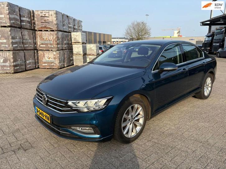 Volkswagen Passat 1.5 TSI Elegance Business R, Auto's, Volkswagen, Bedrijf, Te koop, Passat, ABS, Adaptive Cruise Control, Airbags