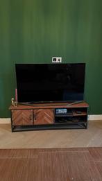 Klein mango houten tv-meubel - visgraat deuren - industrieel, Ophalen, 100 tot 150 cm, Zo goed als nieuw, Minder dan 100 cm