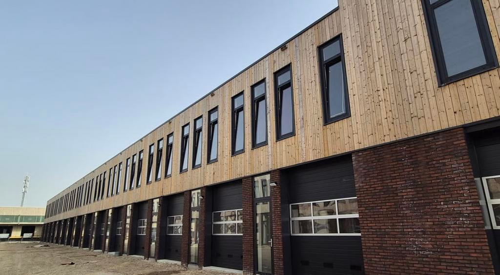Bedrijfsunit te huur Rechte Tocht 2, Zaandam per 1 juni, 110 m², Huur, Bedrijfsruimte