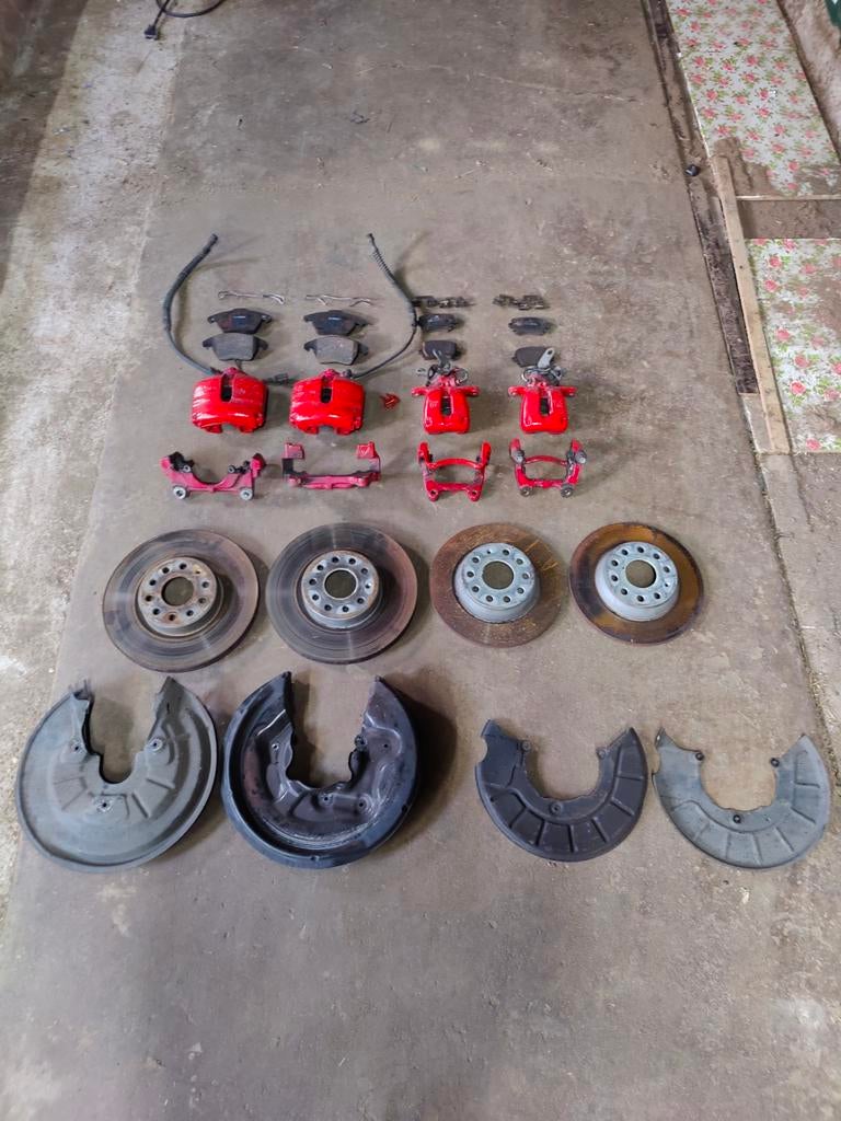 Remmen set/remklauwen/remschijven Golf 6 GTI, Ophalen, Gebruikt, Volkswagen