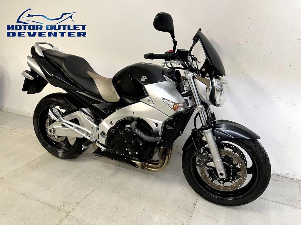 Hele mooie SUZUKI GSR 600 (bj 2007) GSR600, SUZUKI, 4 cilinders, Motorrijbewijs A, Bedrijf