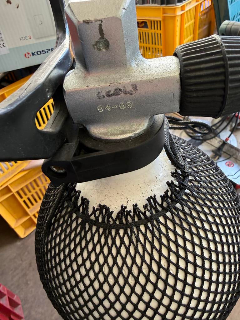 Duikfles met net, Ophalen, Gebruikt, Duikfles