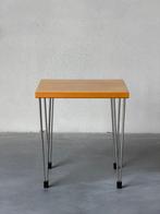 Vintage Arne Jacobsen Voor Fritz Hansen Hairpin Bijzettafel, Huis en Inrichting, Tafels | Bijzettafels, Ophalen, Minder dan 45 cm