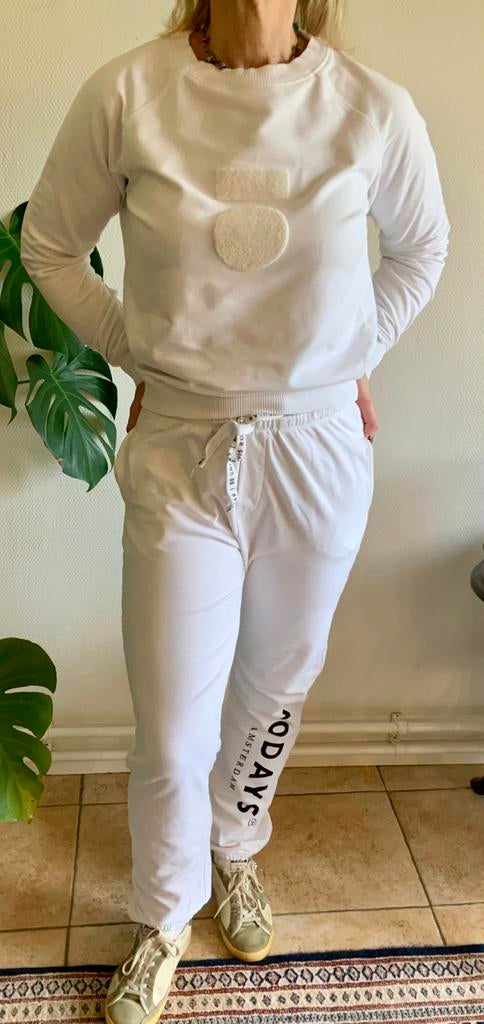 10 DAYS. Wit trainingspak maat  S, Kleding | Dames, Sportkleding, Wit, Overige typen, Ophalen of Verzenden, Zo goed als nieuw