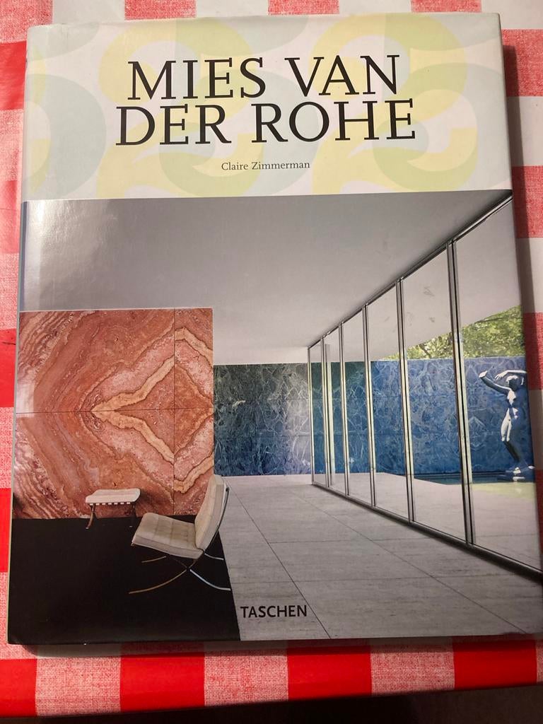 Mies van der Rohe - Architectuurboek, Ophalen of Verzenden, Zo goed als nieuw, Architecten