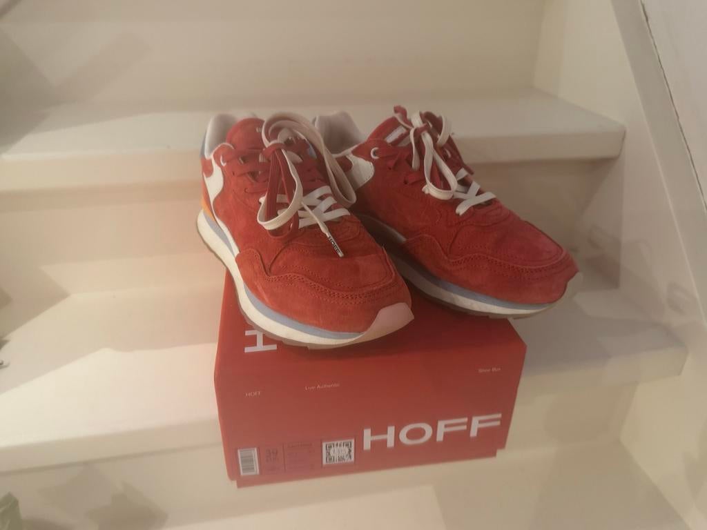 Hoff schoenen maat 39, Ophalen of Verzenden, Zo goed als nieuw, Rood, Sneakers of Gympen