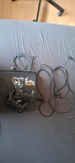 Playstation 4 slim met 1 tb aan opslag, Gebruikt, Met 2 controllers, Ophalen of Verzenden, 1 TB