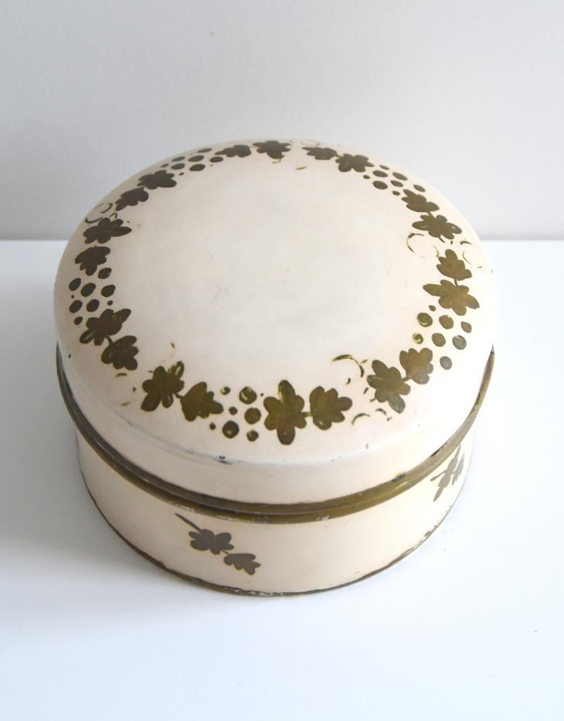 Antieke, toleware doosje / trommel in goede staat, Ophalen of Verzenden