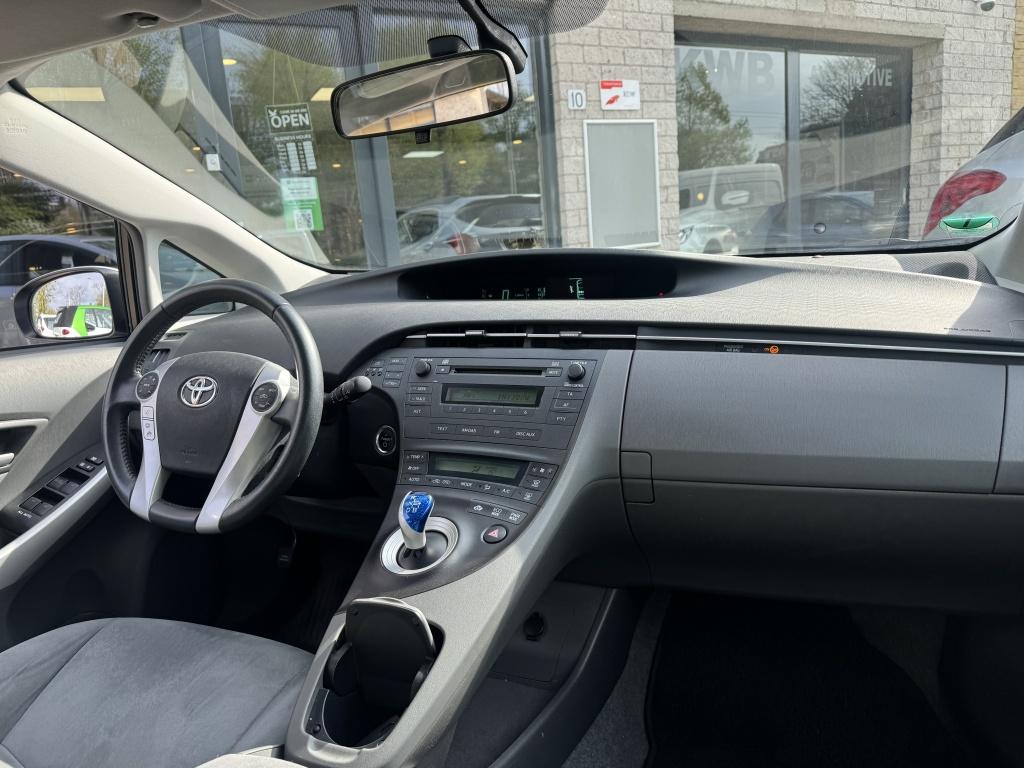 Toyota Prius 1.8 Aspiration Trekhaak Nieuwe apk NAP, Auto's, Automaat, Gebruikt, 4 cilinders, Origineel Nederlands