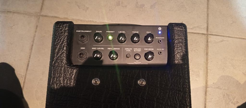 Nux Mighty 8bt mk2 Draagbare Gitaarversterker, Ophalen, Zo goed als nieuw, Gitaar, Minder dan 50 watt