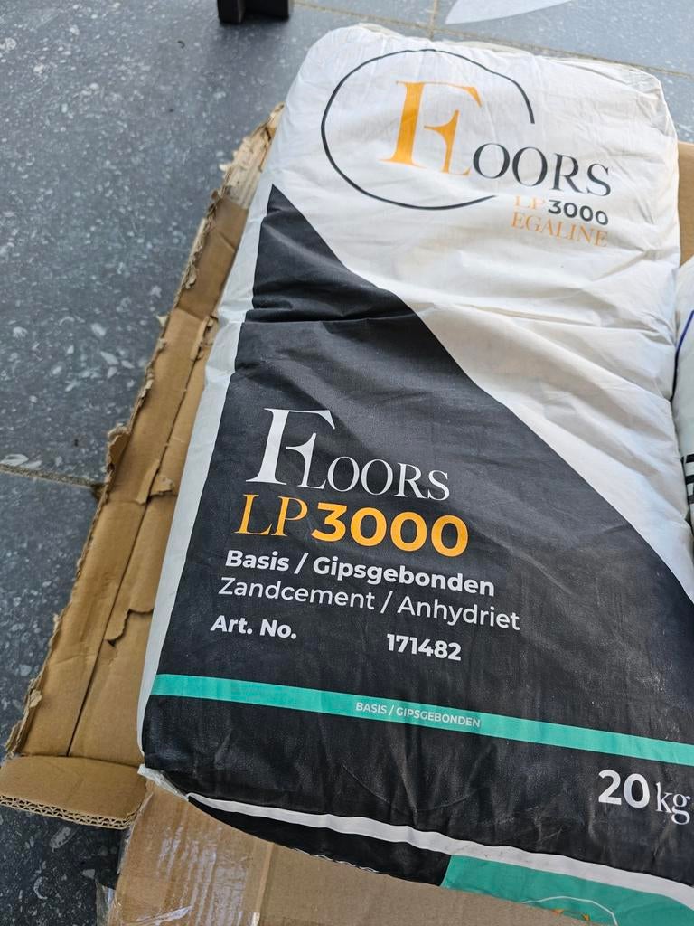 4 zakken Floors LP3000 Egaline 20 kg - Basis/Gipsgebonden, Ophalen of Verzenden